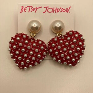 BETSEY JOHNSON Hearts Studded with Pearls and Crystals Dangle Earrings NEW NWT